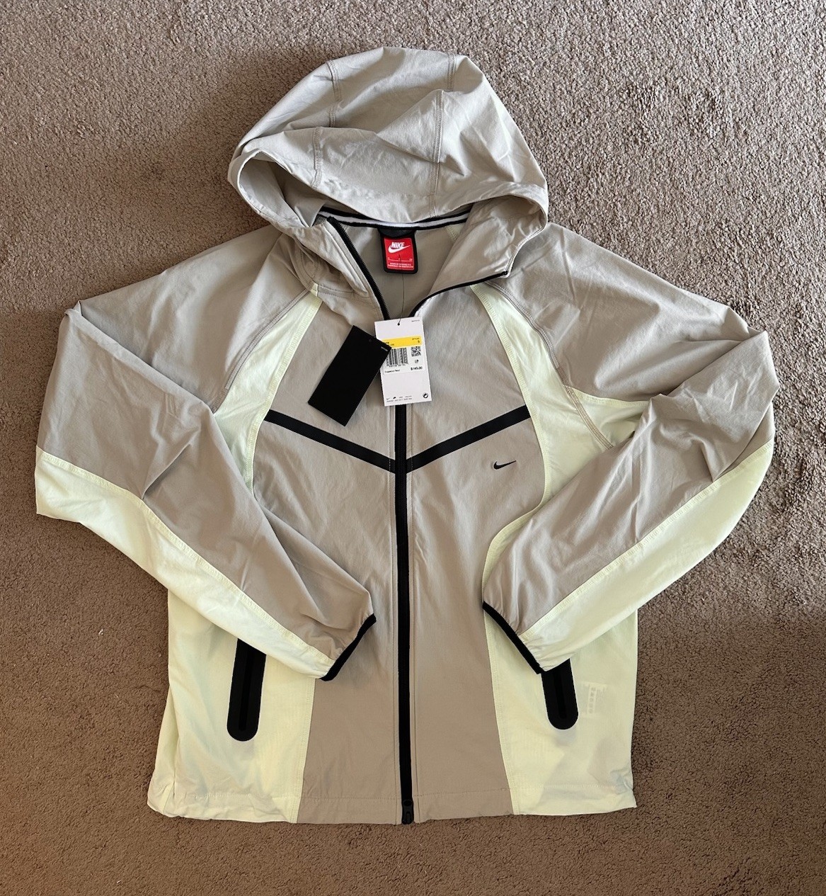 NWT NIKE Dri-Fit Woven Color-Block Windrunner Loose Jacket size S, IU7496-236 gallery