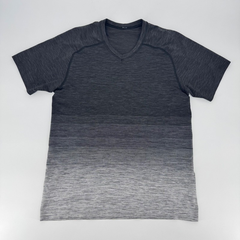 Lululemon Mens Metal Vent Tech V-Neck Shirt Black Grey Ombre Size M Short Sleeve gallery