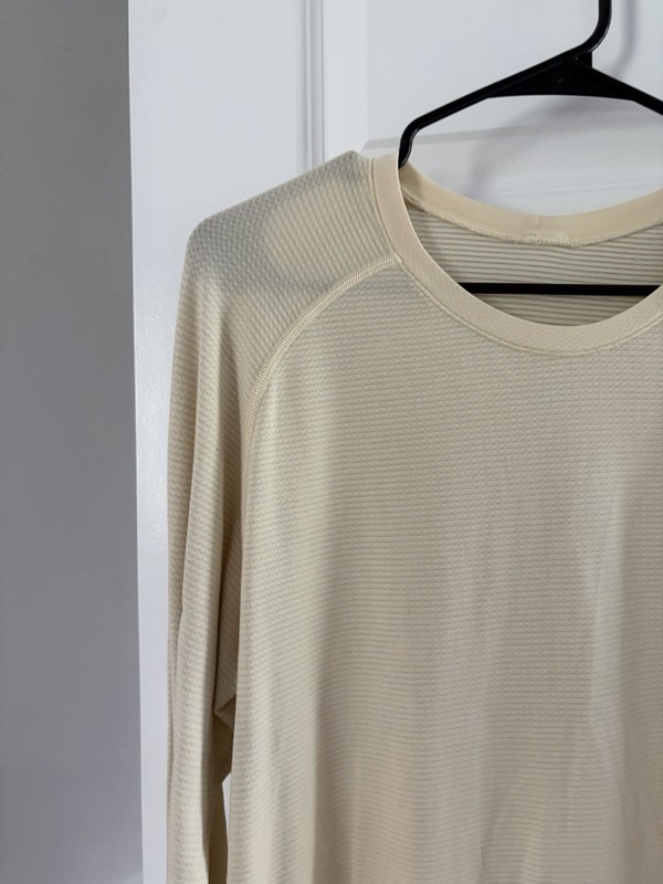 Lululemon Men's Metal Vent Tech Long Sleeve. Pale Yellow. L. GUC gallery