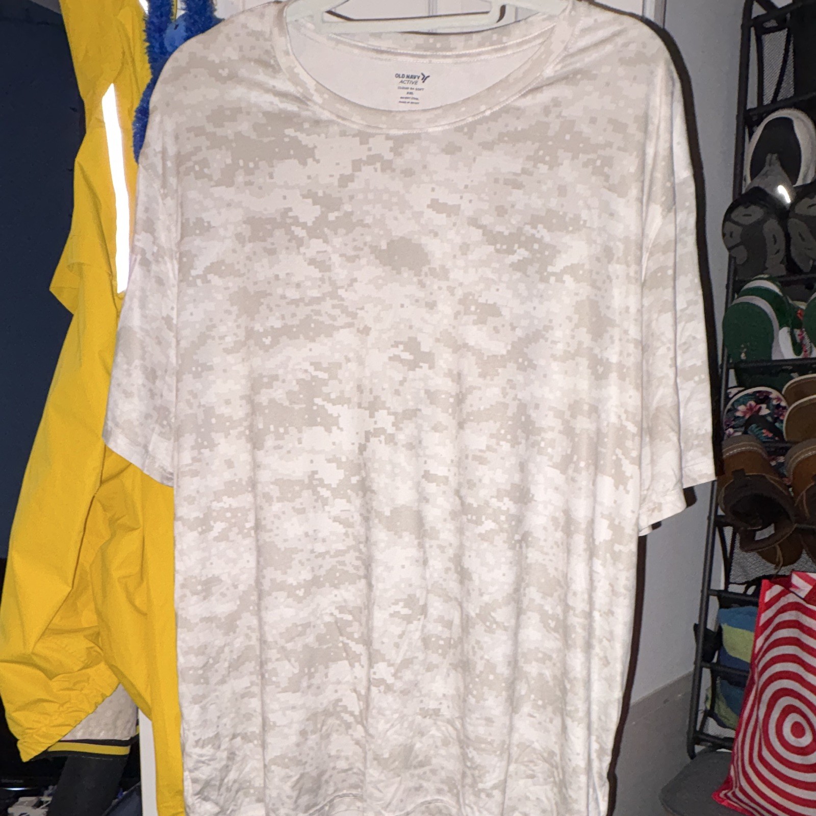 Old Navy Active Cloud 94 Soft Go-Dry Cool Moisture Wicking Camo Tee XXL gallery
