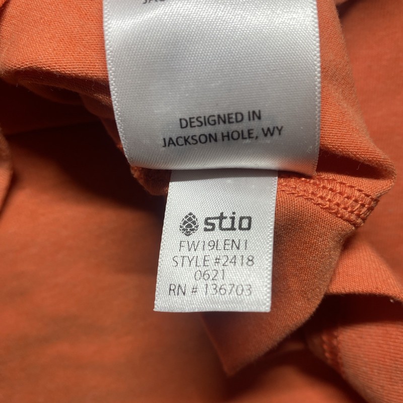 STIO Pullover Mens Medium Orange Half Zip Thumb Holes Stretch Lightweight gallery