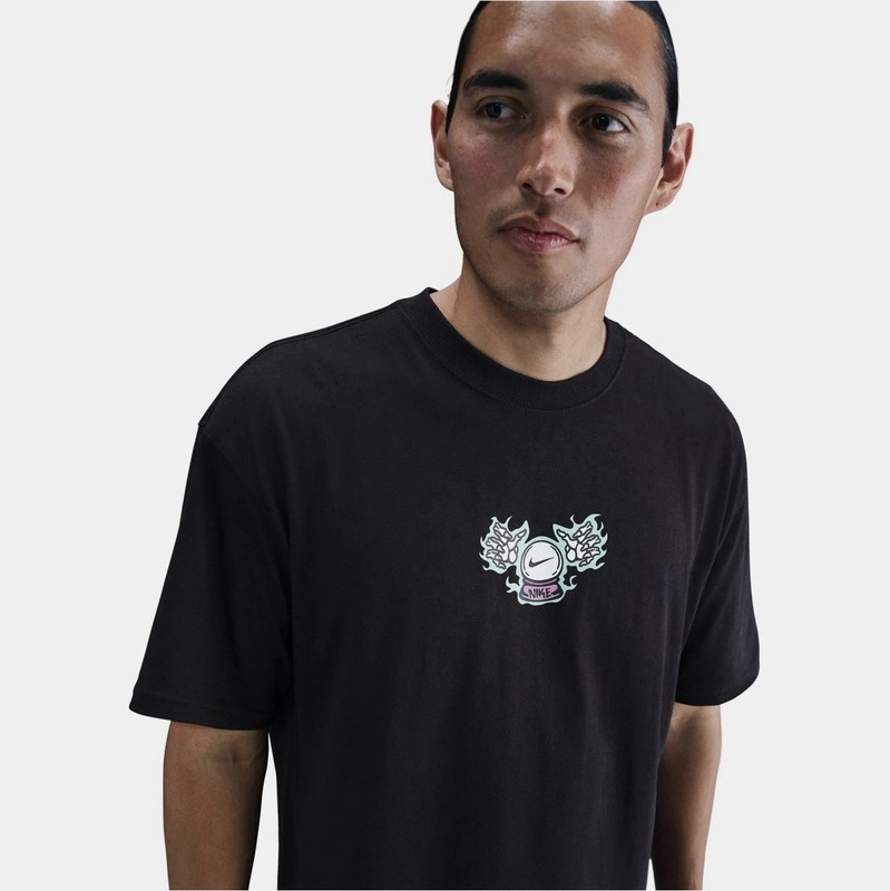 Nike Sportswear Max90 Halloween Short Sleeve | Men Size XL | IM5972-010 gallery