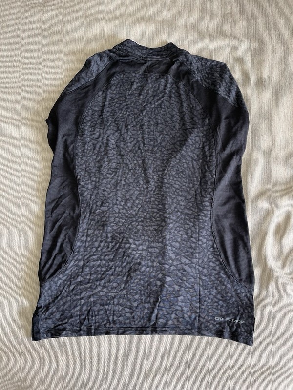 Nike Jordan Long Sleeve Dri-FIT ADV Sport Men's Size Medium FD8123-022 gallery