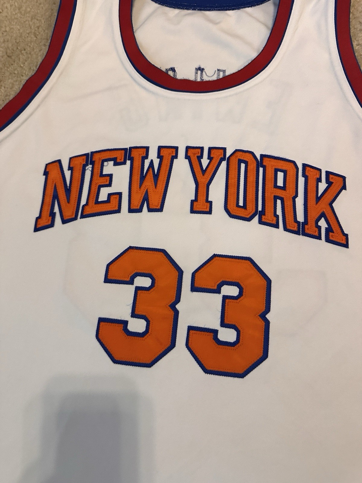 Mitchell & Ness Patrick Ewing NY Knicks 1985/86 Hardwood Classics Jersey 52 gallery