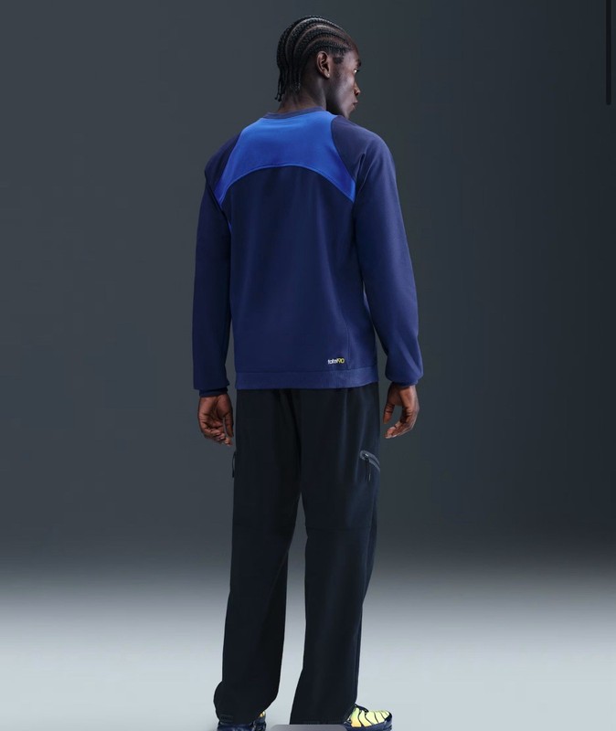 Nike Total 90 Repel Crewneck Top Men's Soccer Sweatshirt Size Medium HQ3397-410 gallery