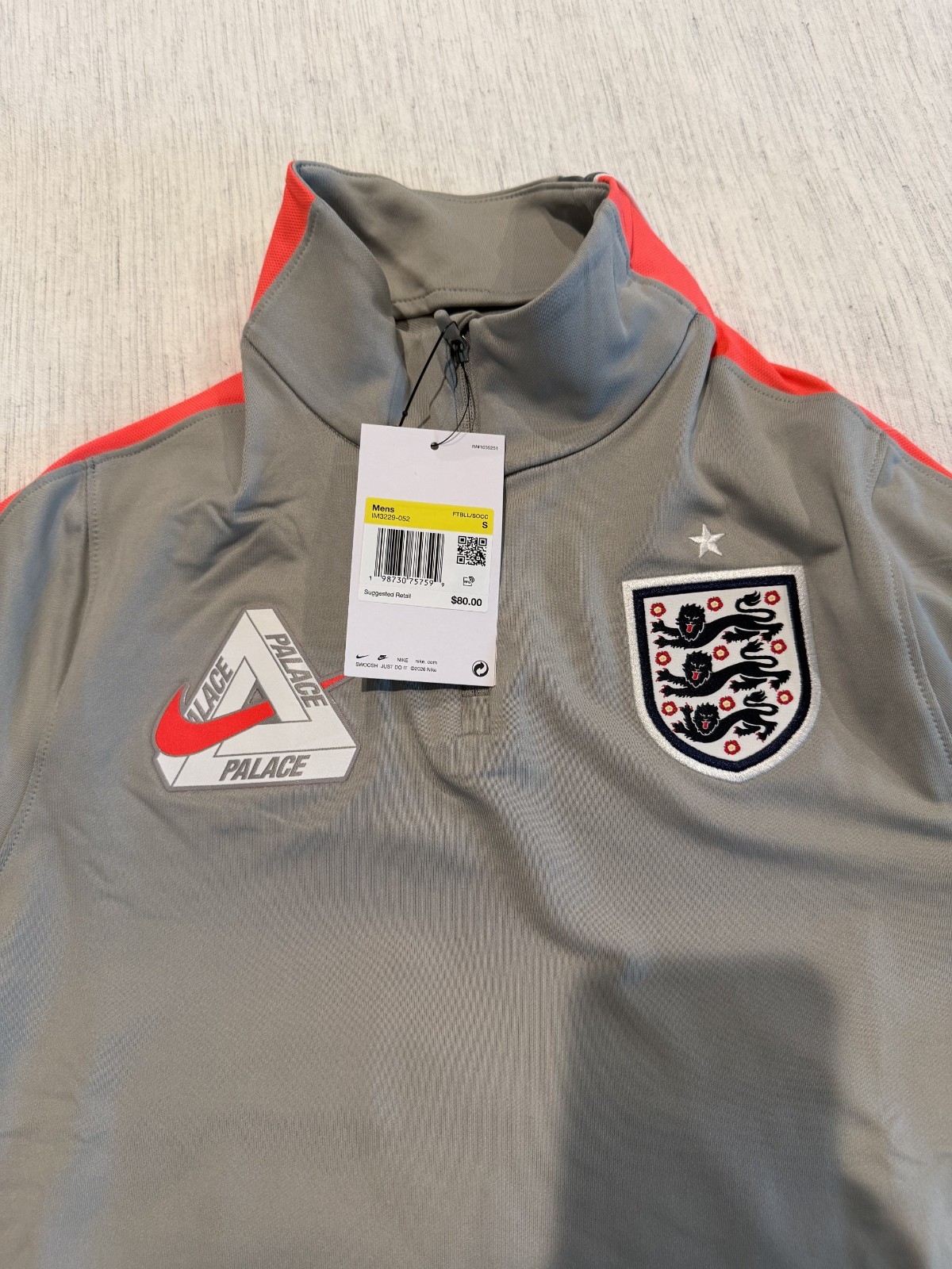 Palace x Nike England --- Dri-FIT Strike Drill Top Grey/Crimson size: SMALL (S) gallery