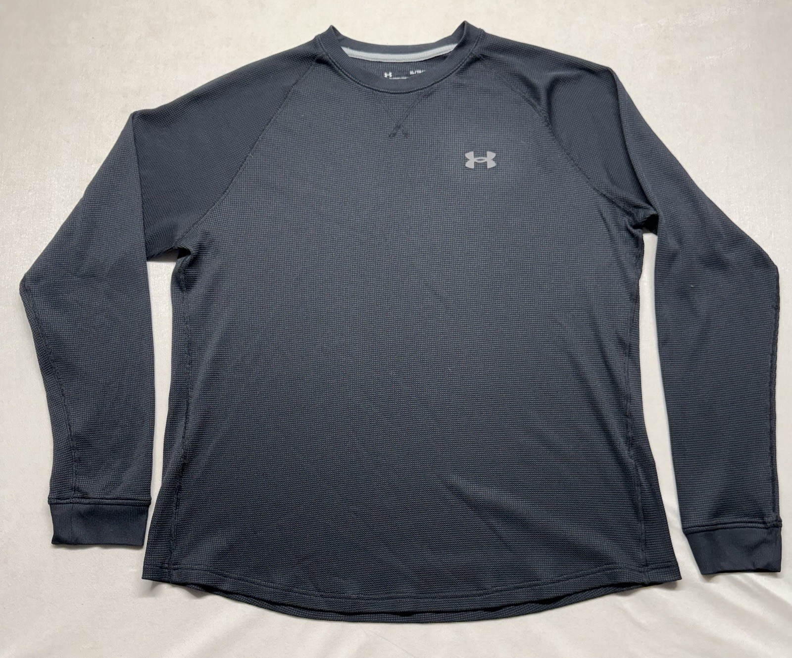 Under Armour Men’s Loose Fit Black Thermal Waffle Weave Size XL gallery