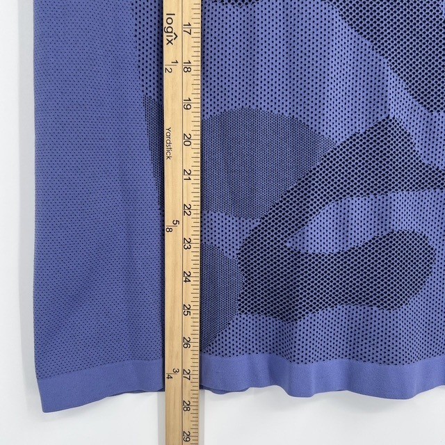 Fabletics Mens Training Day Seamless Tee Blue Camo Short Sleeve Shirt Large gallery
