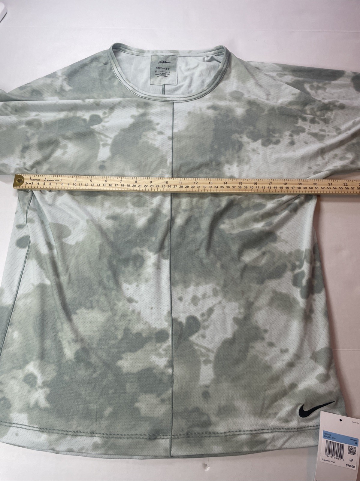Nike Yoga Men All Over Print Short Sleeve Top Dri Fit Training Shirt Green M gallery