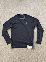 On Running Performance Long Sleeve T Black Men’s Medium NWT (retails $90)