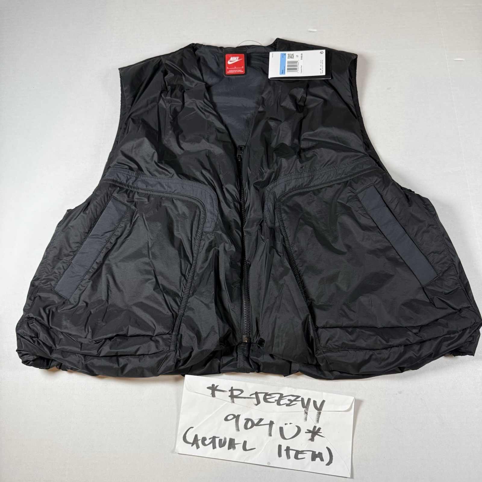 $180 Mens Size M Nike Tech Woven Ripstop Full Zip Utility Vest Black HM4262-010 gallery