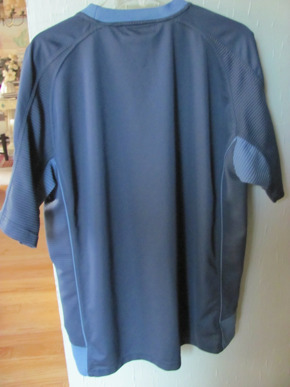 MENS SIZE EXTRA LARGE FILA SLATE BLUE SHORT SLEEVE ATHLETIC SHIRT XL EUC gallery