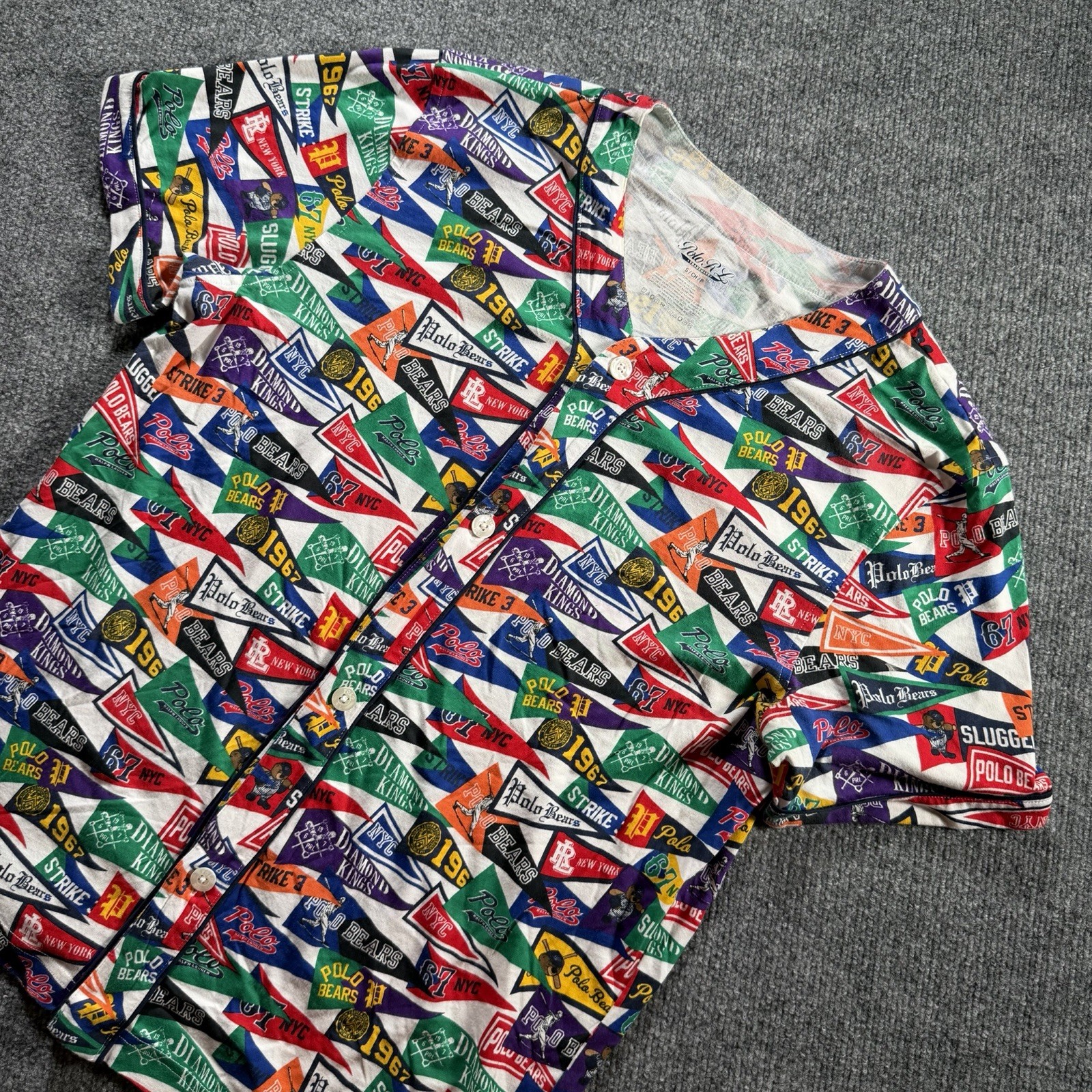 Polo Ralph Lauren Baseball Jersey Shirt Mens Small Flags Pennants Polo Bears gallery
