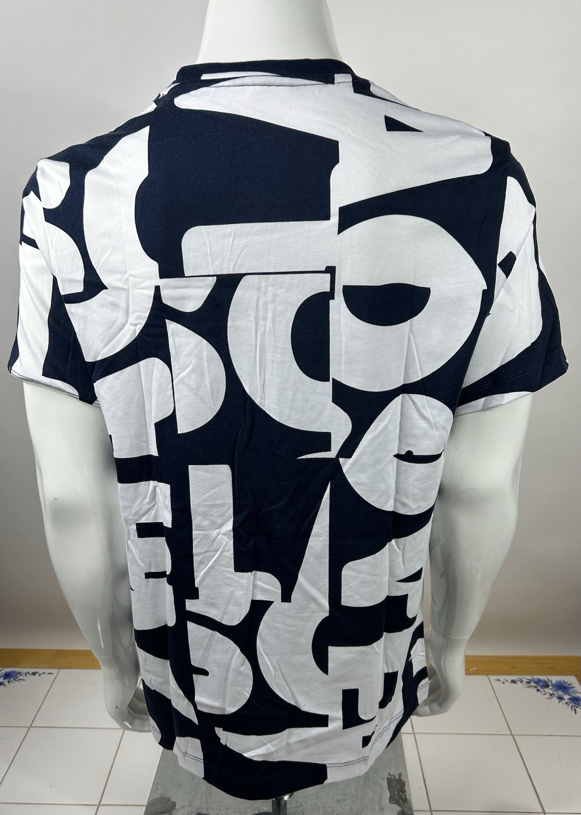Mens Lacoste Cotton Navy Blue Graphic T-Shirt LARGE (5) NEW gallery