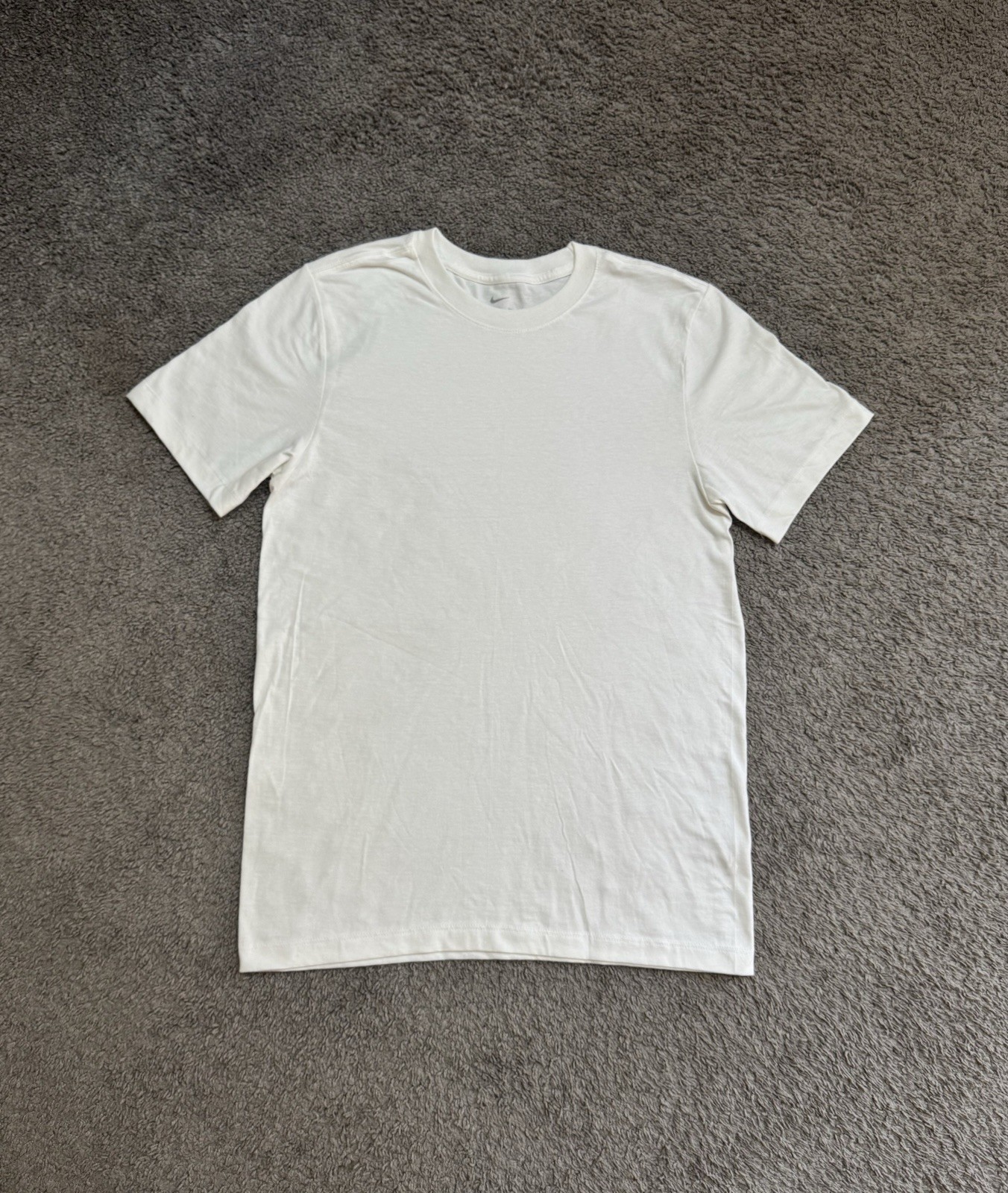 Nike Breathable Plain Tee White Men's Size Small gallery