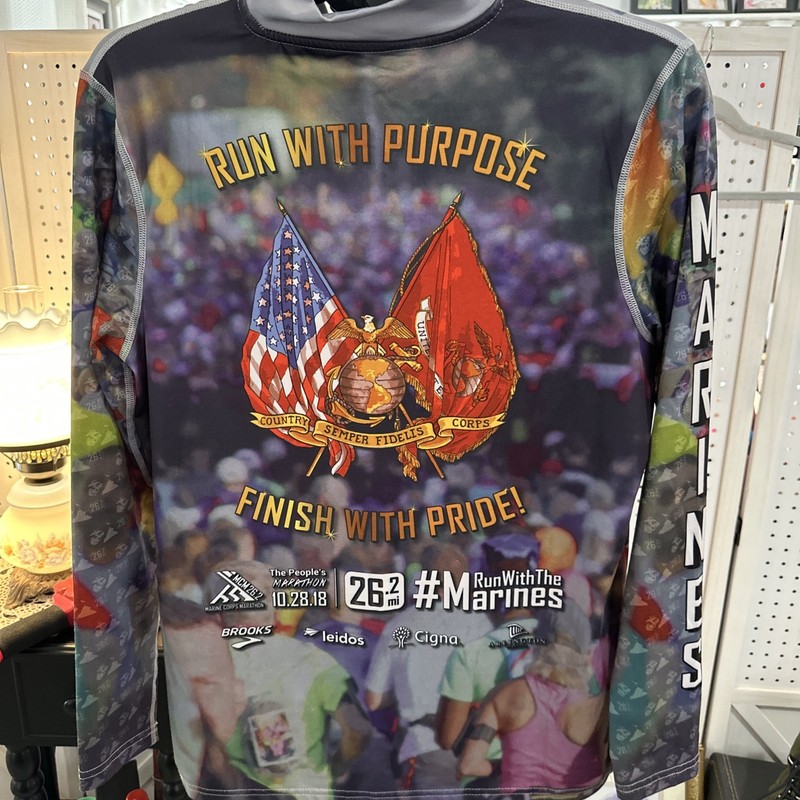 Marine Corps Marathon, "The Shirt" Mock Neck | Med Unisex gallery