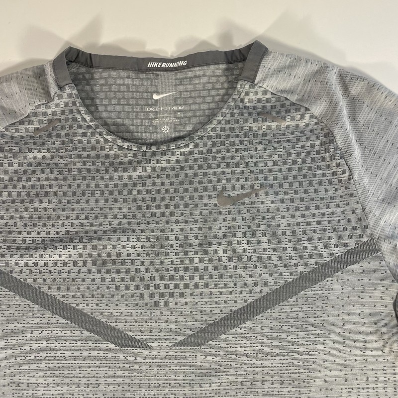 Nike Dri-FIT ADV Running Shirt Mens Medium Gray Short Sleeve Athletic DM4753-084 gallery