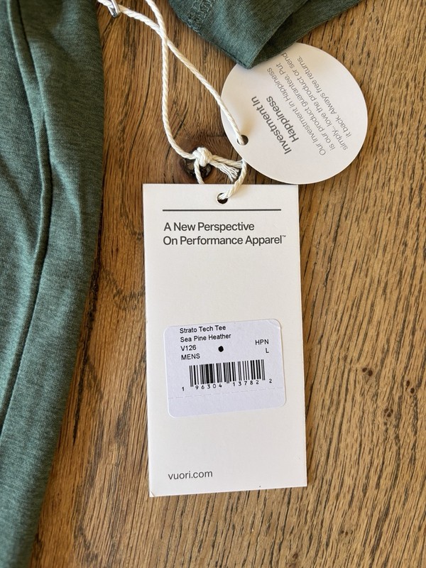Vuori Men's Strato Tech Tee Large green gallery