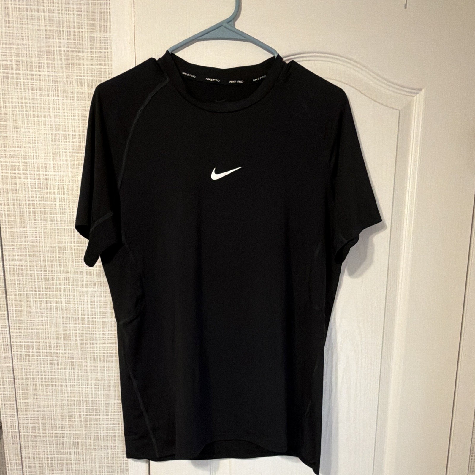 Nike Pro Men's Compression T-Shirt Black Short Sleeve Crew Neck Size M gallery