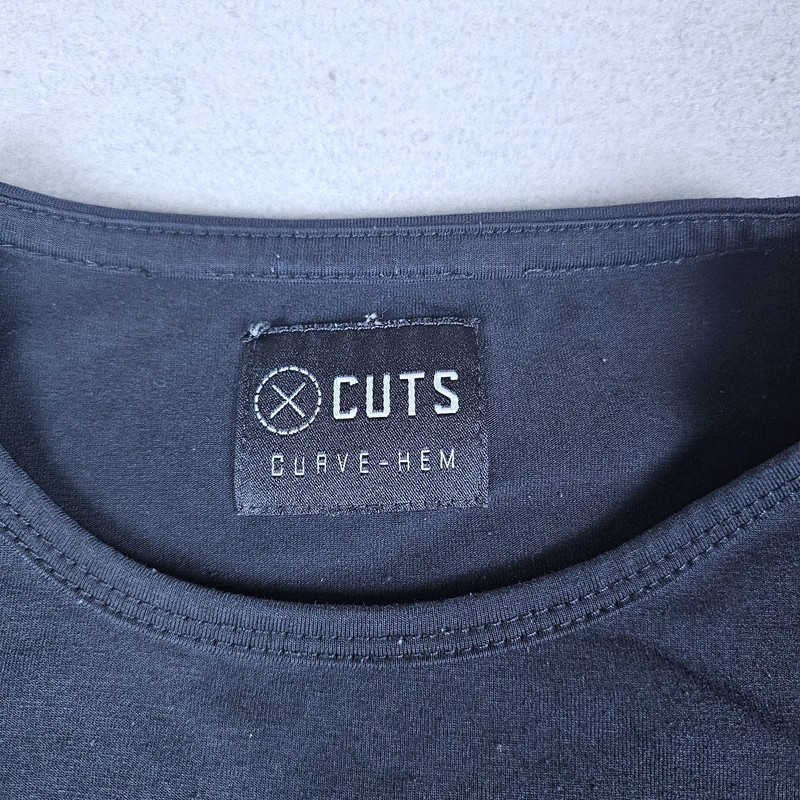 Cuts Clothing Curve Hem Shirt Mens Medium Black Long Sleeve Crewneck Solid Plain gallery