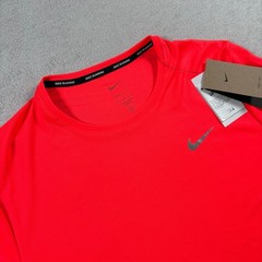 Nike Miler Dri Fit Running Top Mens Medium Red Sweat Wicking Sports Running