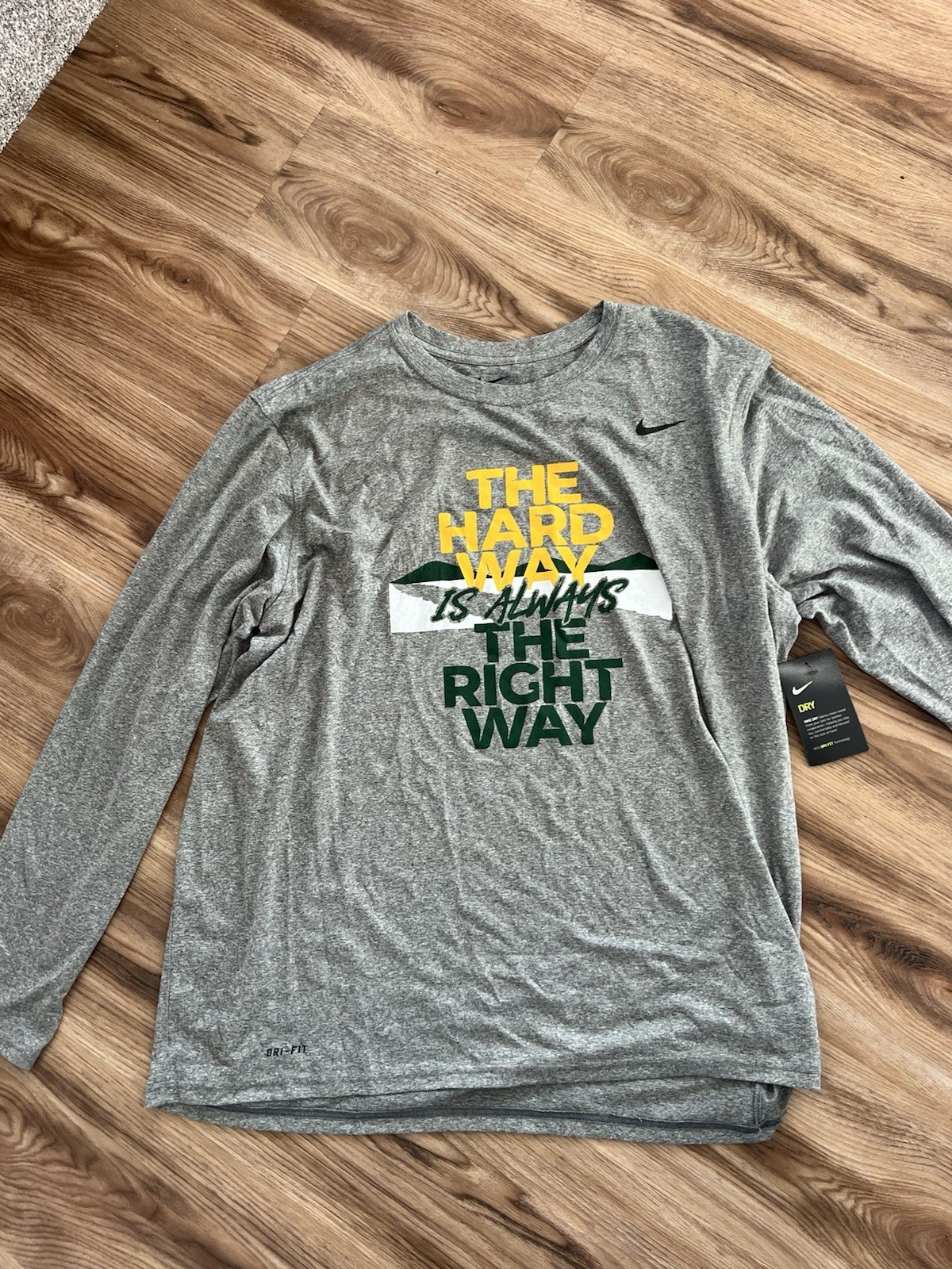 Nike Dri-FIT Men's Long Sleeve Graphic Logo Tee Crew Neck Athletic Gray XXL gallery