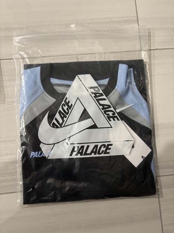 Palace Nike Jersey Black Size LARGE IN HAND Fast Free Shipping! 🔥🔥 gallery