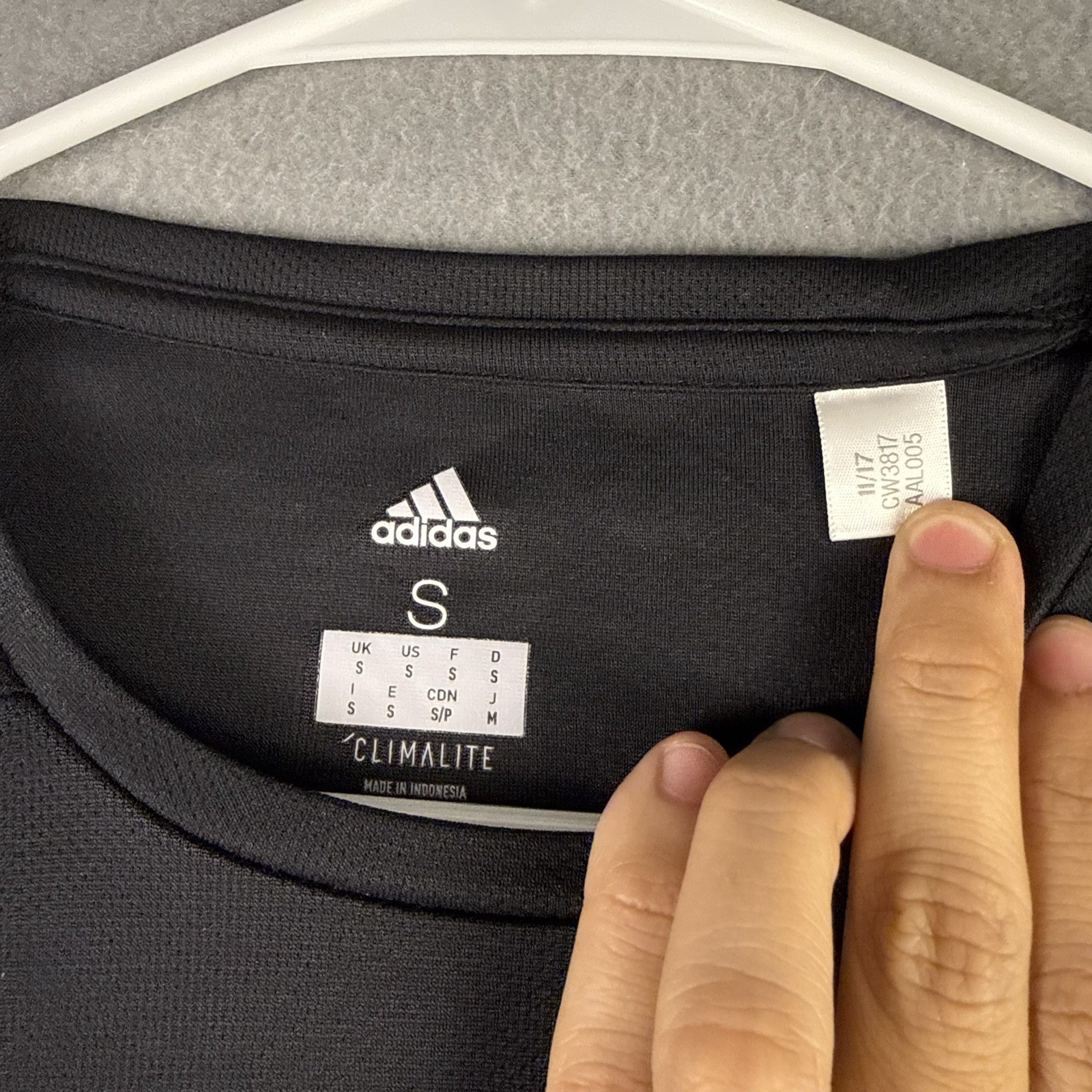Boston Marathon 2018 Adidas Long Sleeve Running Shirt Mens Size Small Black gallery