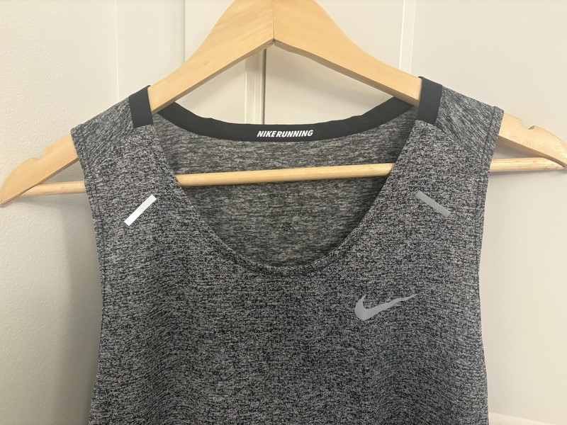 Nike Rise 365 Dri-Fit Running Tank Top CZ9179-011 Men's Black Heather Size L gallery