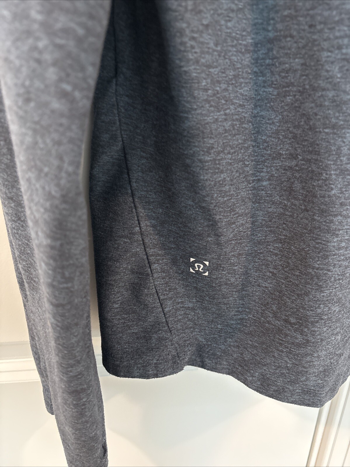 Lululemon Men's Green Quarter Zip Lightweight Running Workout Size M Or L gallery