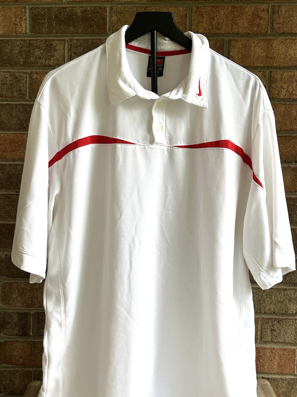 Nike White Dri Fit Men’s Golf Pro Shirt Size XL Swoosh Logo 56323 gallery