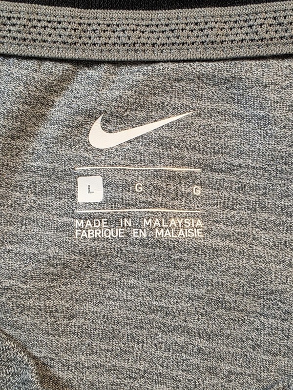 Nike Men’s Large Gray Black Long Sleeve Athletic Shirt Dri-Fit Yellow Swoosh gallery
