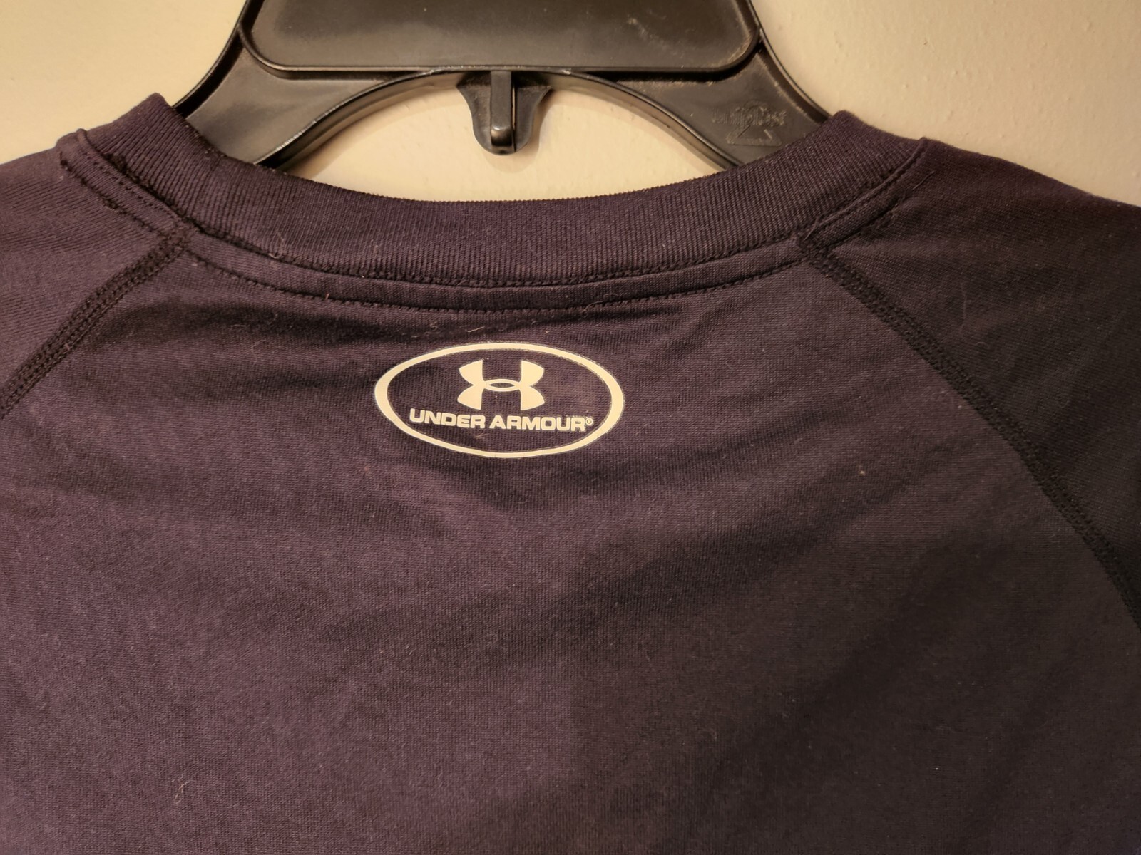 Under Armour Heatgear S Men's Black Loose Short Sleeve Athletic T Shirt 17-1 gallery