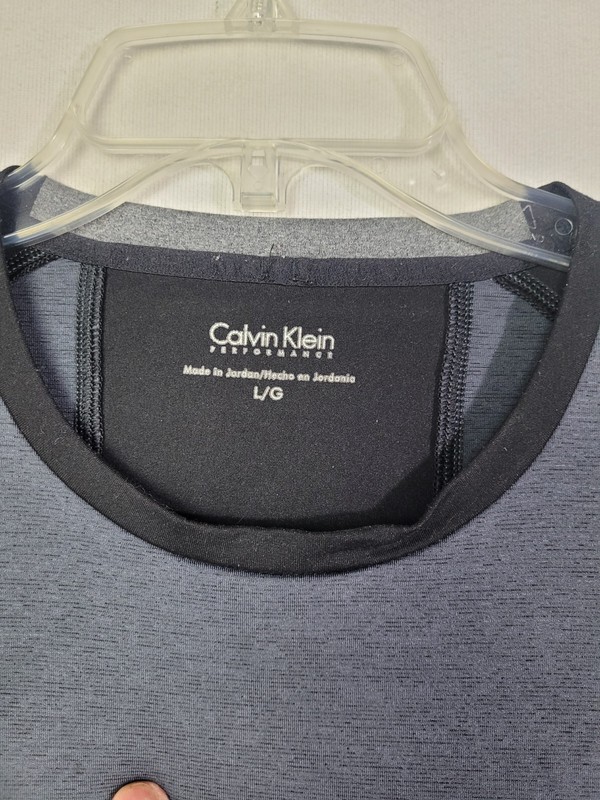 Calvin Klein Performance Shirt Men Size L Stretch Dry Tech Active Black Gray gallery