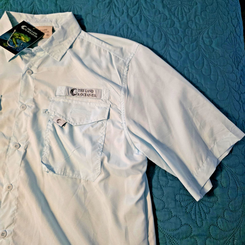 NEW, The Land & Ocean Co Mens XL Light Blue Fishing Shirt Short Sleeve Vent Back gallery