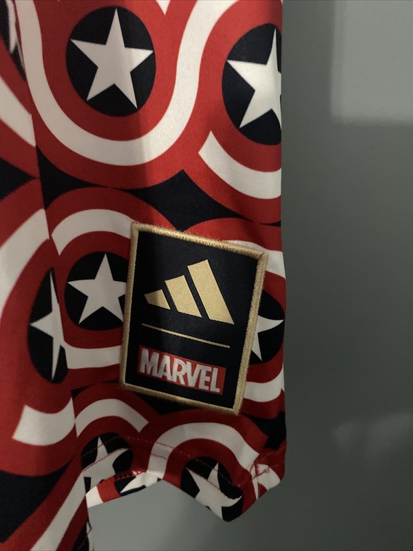 ADIDAS x MARVEL Captain America MLS Soccer Jersey Men’s Sz M *NEW* HT3237 $70 gallery