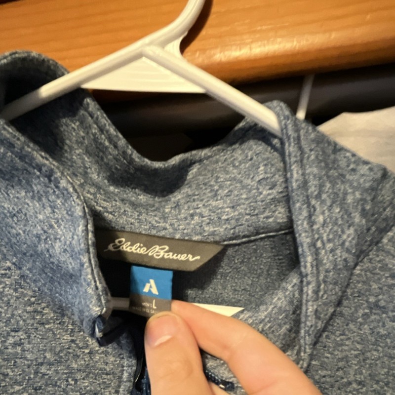 Eddie Bauer Men's L Blue Heather Mock Neck 1/4 Zip Pullover w/ Pockets gallery