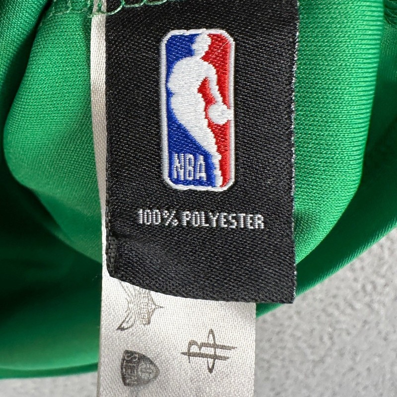 Boston Celtics UNK T-Shirt Mens Small Green Long Sleeve NBA Basketball Tee EUC gallery