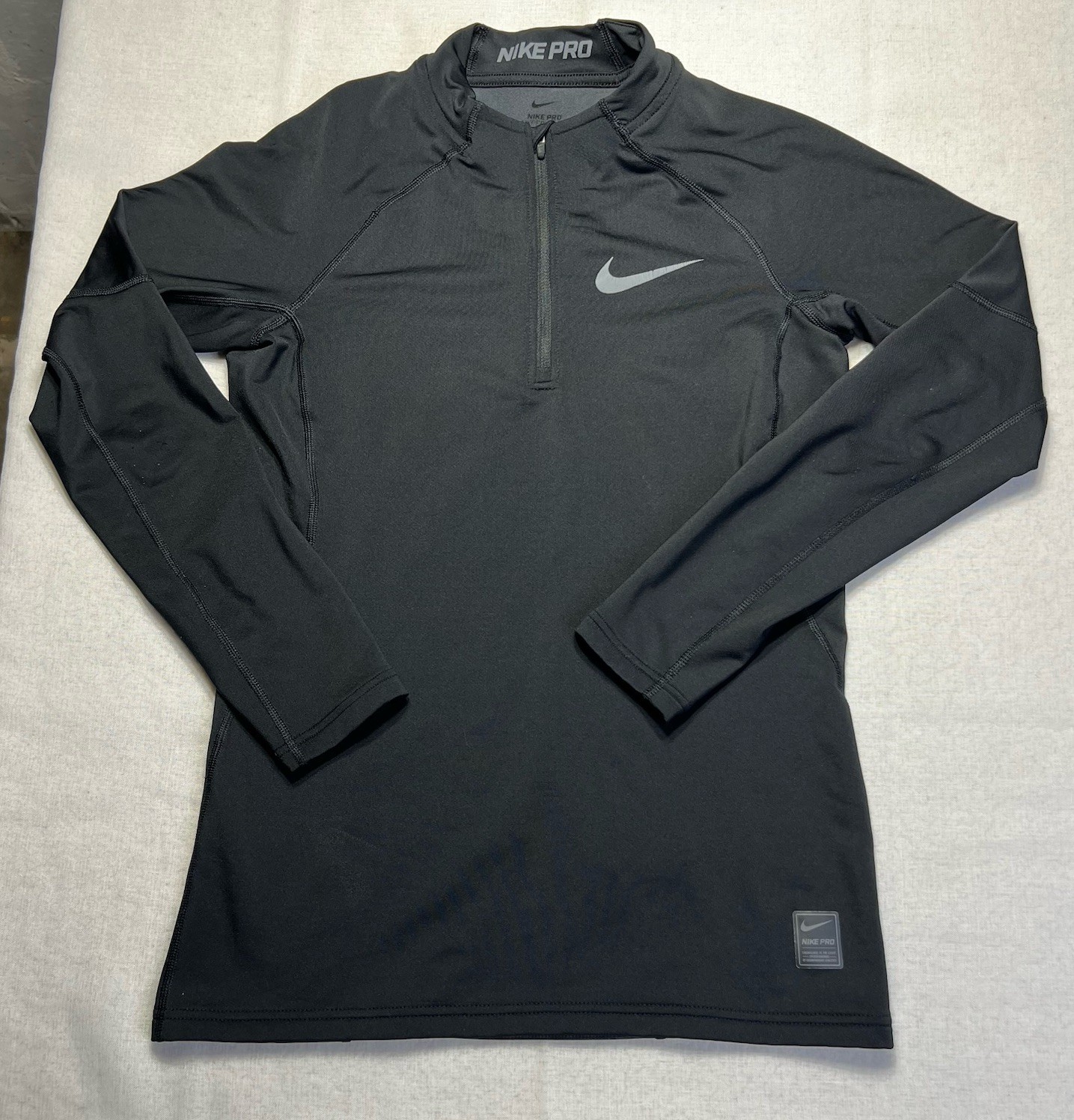 Nike Pro Hyperwarm Dri-Fit Shirt Mens Small 1/4 Zip Pullover LS Fitted Black gallery