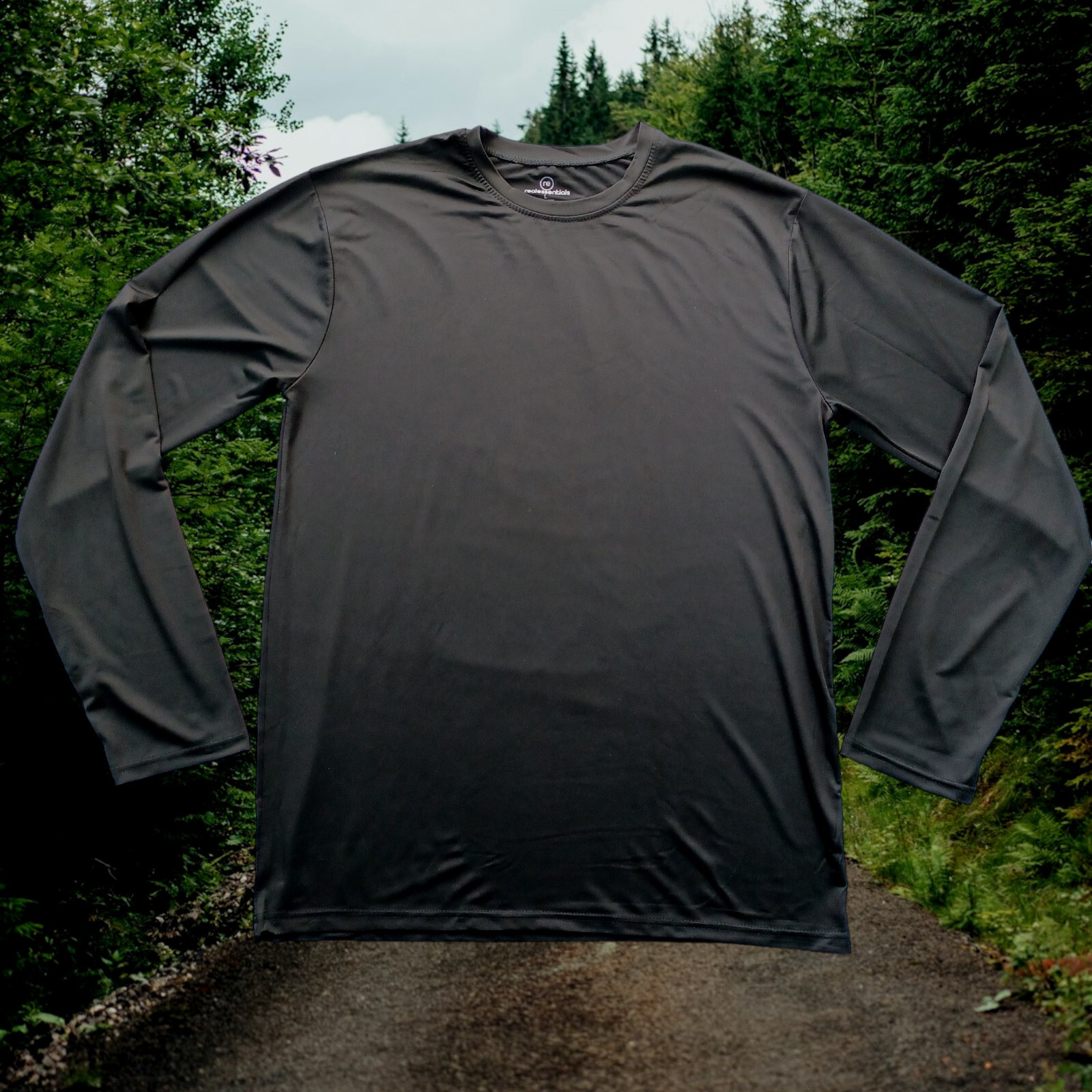 Realessentials t-shir Men LABELED L-SHRUNK TO SMALL/ long sleeve/ black gallery