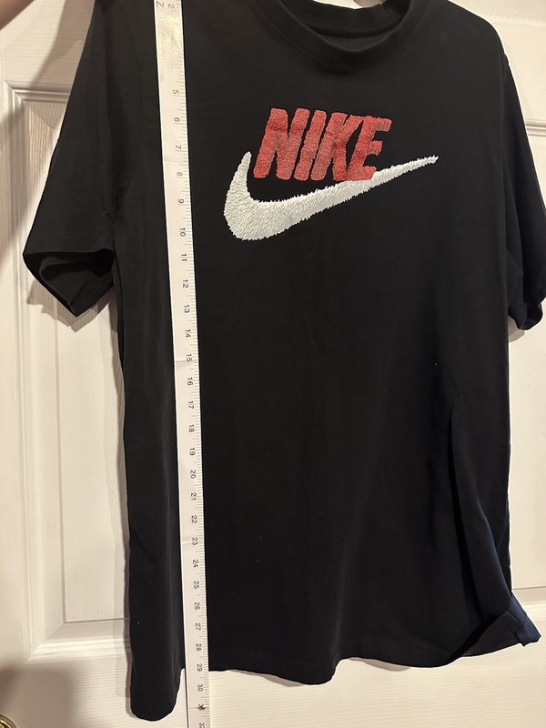 Nike Sportswear Crew Shirt Men's Short Sleeve Black/University Red/White Large gallery