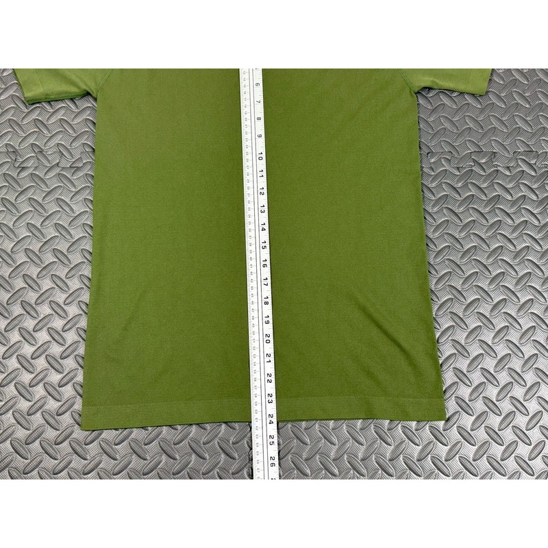 Fabletics Shirt Mens Size Small Performance Workout Gym Polyester Blend Green gallery