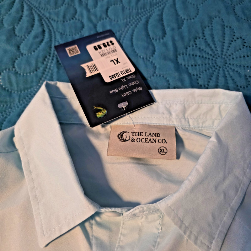 NEW, The Land & Ocean Co Mens XL Light Blue Fishing Shirt Short Sleeve Vent Back gallery