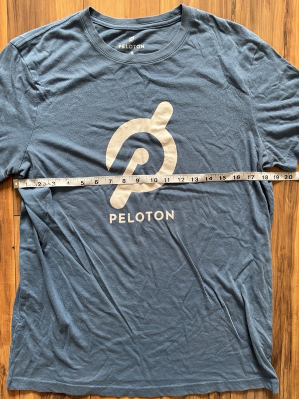 Peloton Essential Performance Blue Short Sleeve T-Shirt Size Medium gallery
