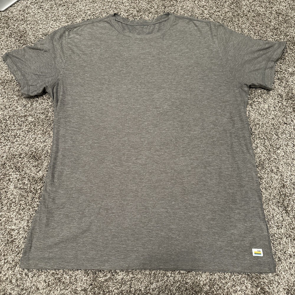 Vuori Strato Tech Tee Shirt Men’s Size XL Grey Heather Moisture Wicking V126