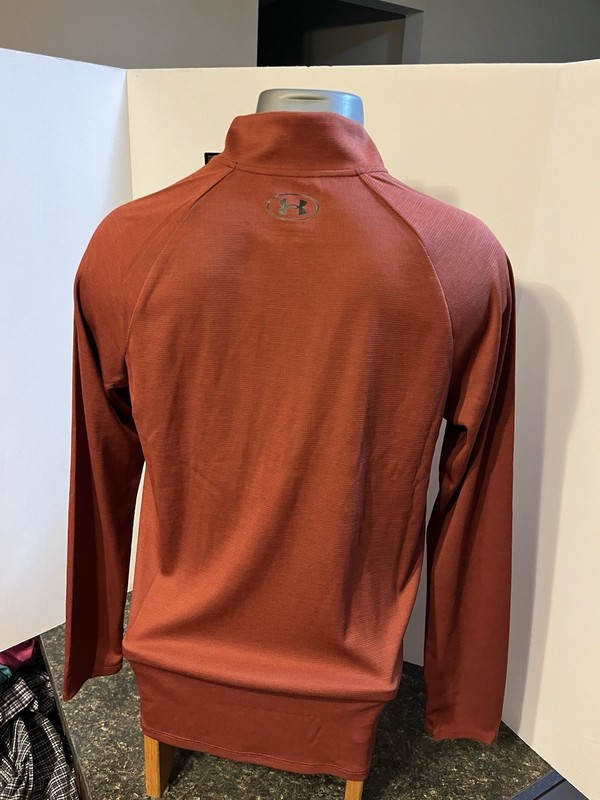 Under Armour Men’s LS 1/4 Zip Pullover Red Rust Polyester Small - NWT gallery