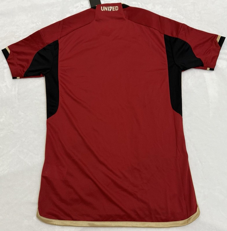 Men’s XS Adidas Authentic Atlanta United FC 23/24 Home Soccer Jersey IC3001 NWT gallery