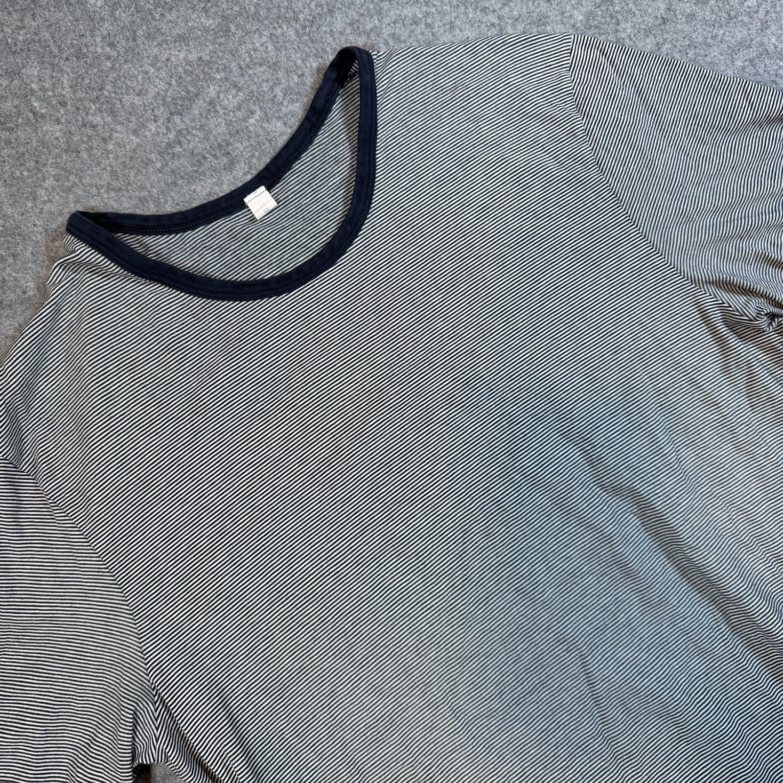 Lululemon Shirt Mens Large Blue Striped Short Sleeve Athletic Running Tee Top gallery