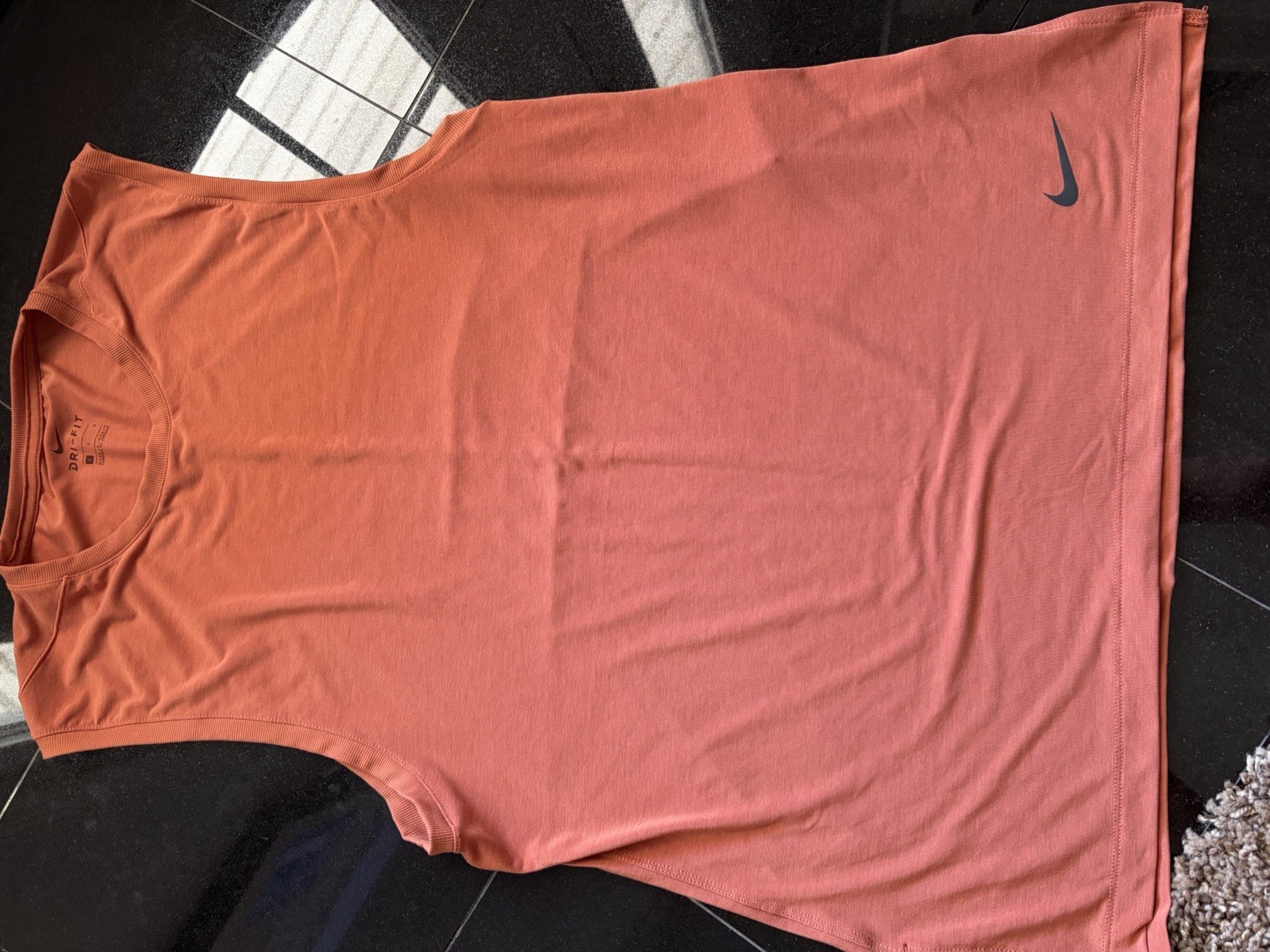 Nike Dri-FIT men’s M sleeveless Tshirt, burnt orange/copper, cotton soft gallery