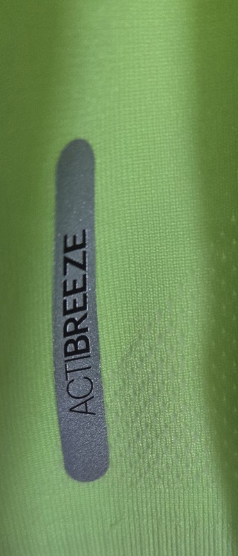 NWT Men's Asics Road Seamless long-sleeve top in lime green knit Large gallery